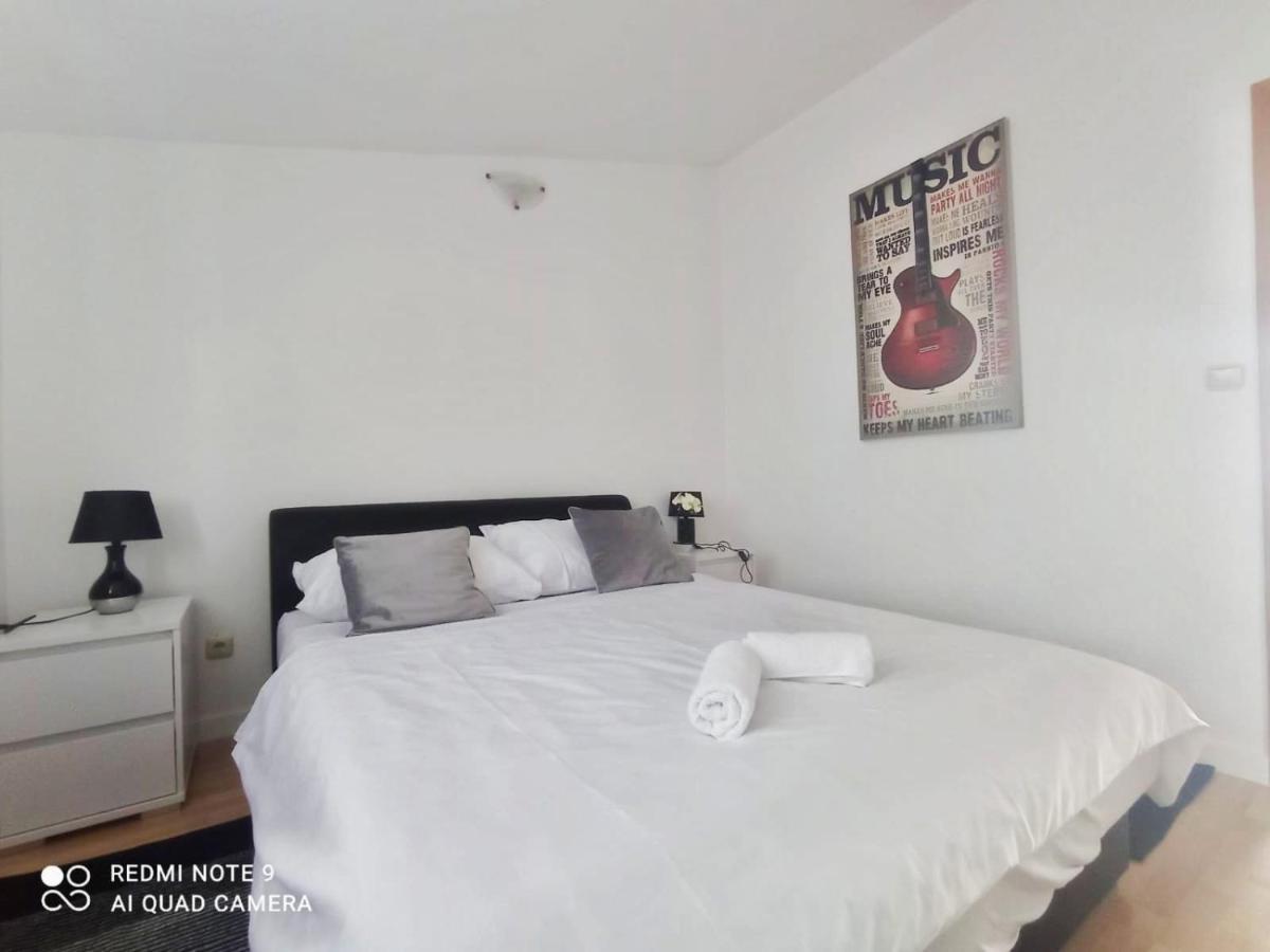 Apartman Mia With Pool1 سبليت المظهر الخارجي الصورة